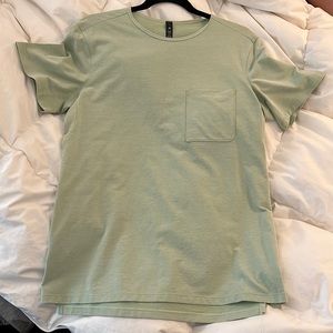 MENS LULULEMON SHIRT [S]